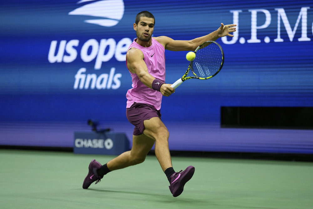 体育中国空中技巧队包揽世青赛三金