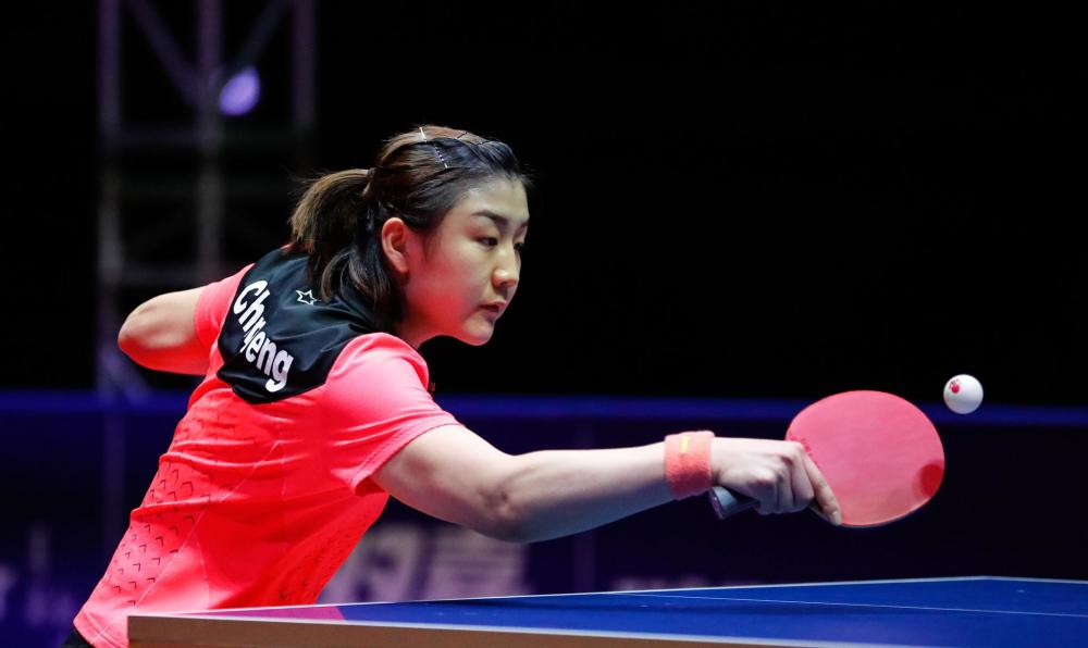 勇士休赛期0操作！布罗格登被曝加盟，仍需解决库明加问题