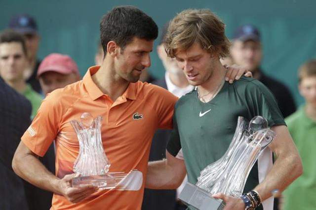 赛程后段仍 赛程后段仍